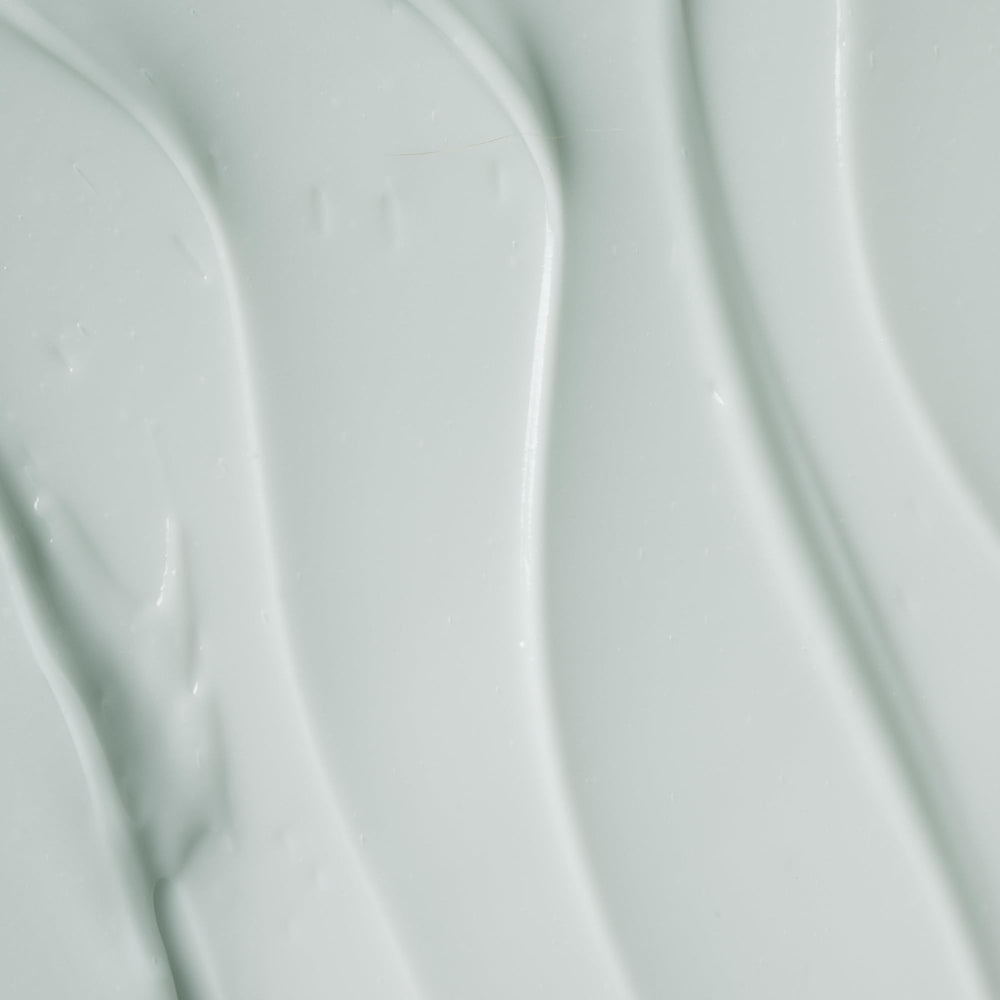 Seabiotic Water Cream pump demonstrates easy application and fast hydration.