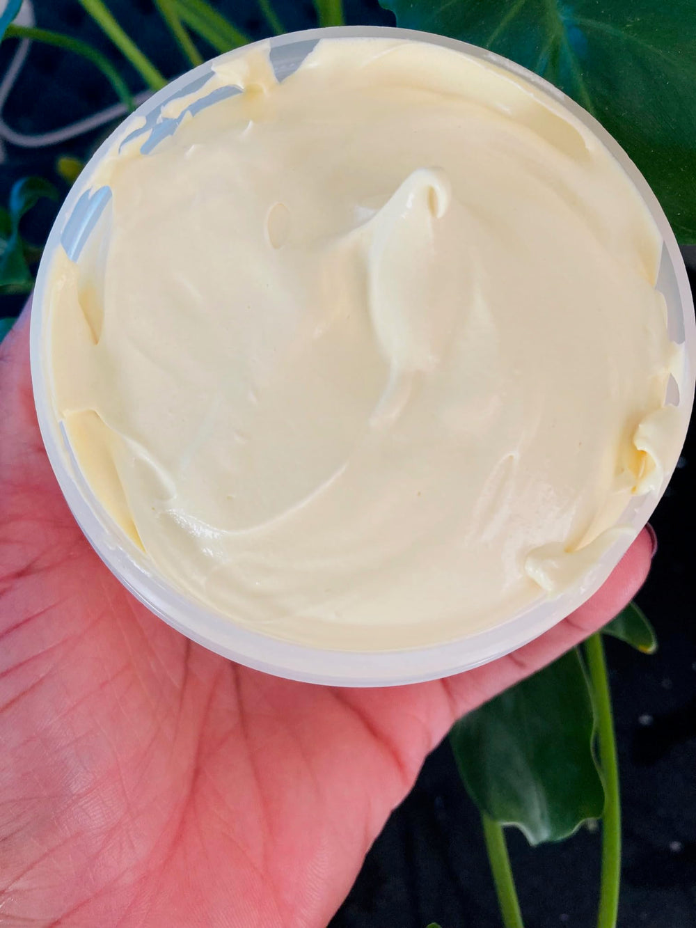 Oslove Organics mango butter for hair care and softness