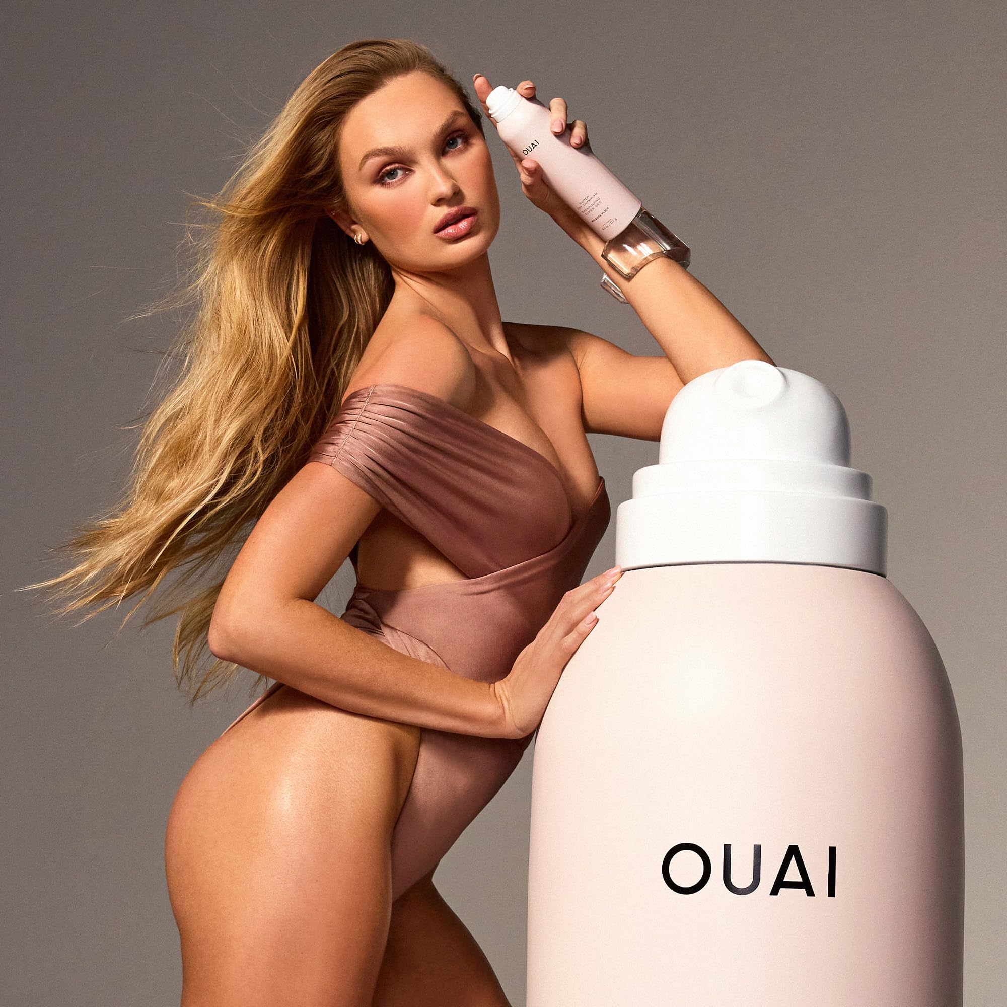 Post-use roots look refreshed with long-lasting scent.