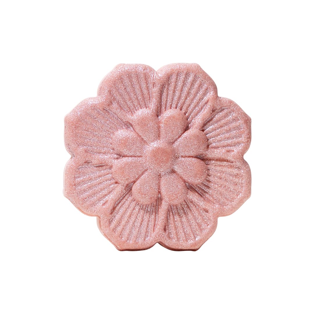 White Blossom & Fig bath bomb release, floral notes for relaxation