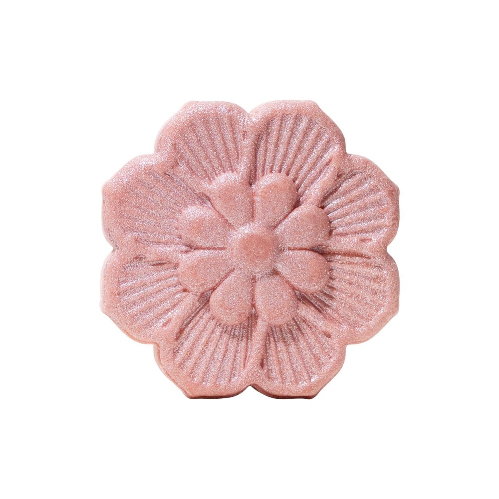 White Blossom & Fig bath bomb release, floral notes for relaxation