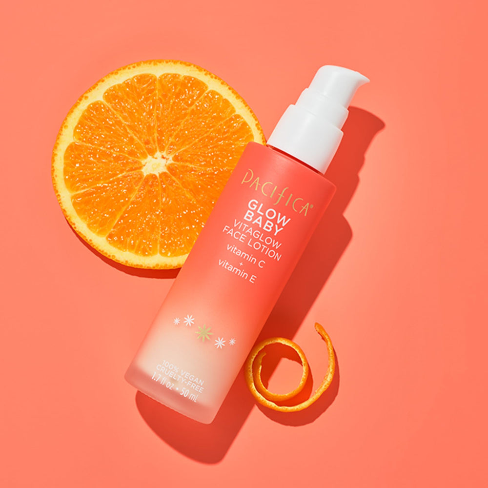 Ingrédients Aloe et Hyaluronique, hydratation douce autour des yeux et du visage.