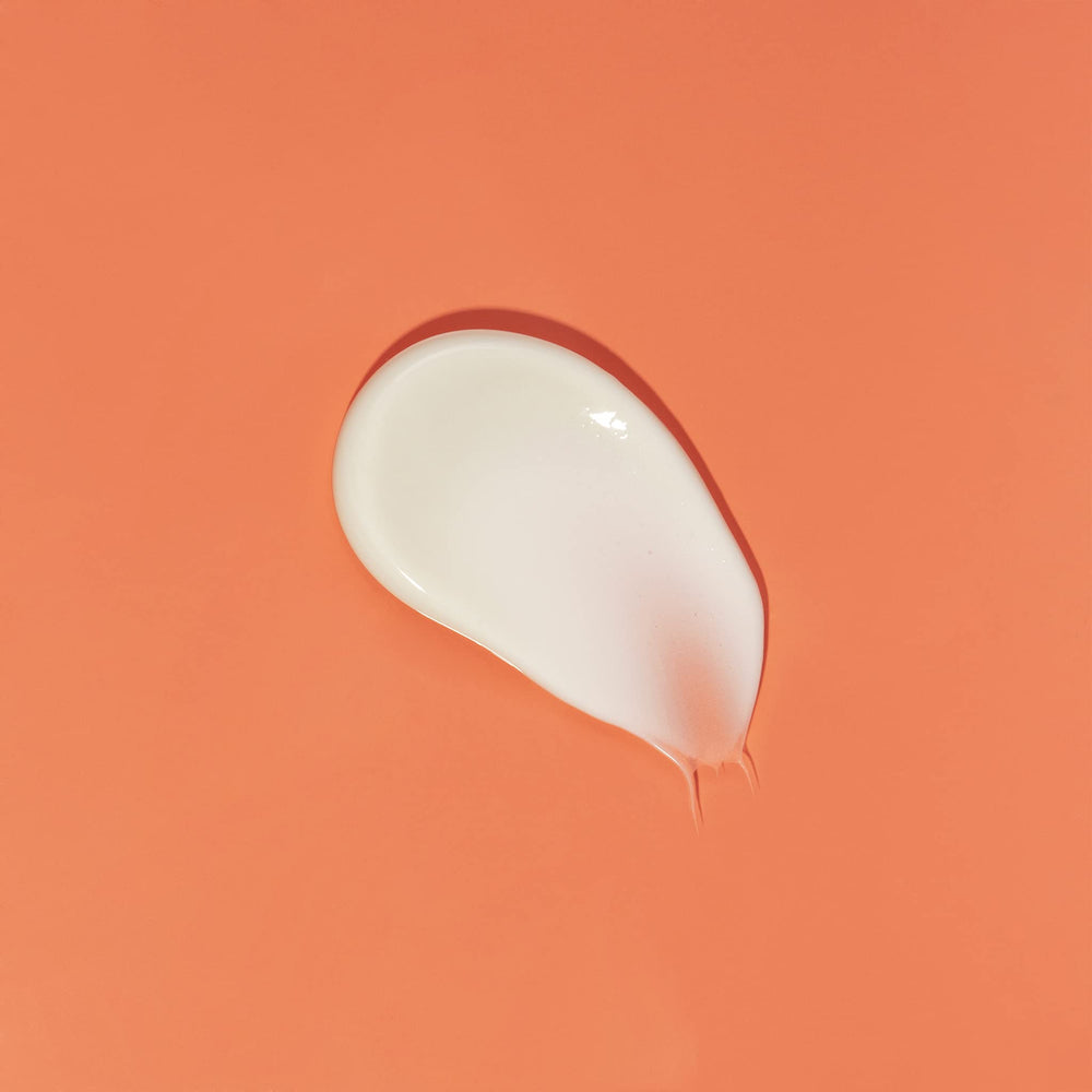 Routine quotidienne Glow Baby: application autour des yeux puis visage et cou.