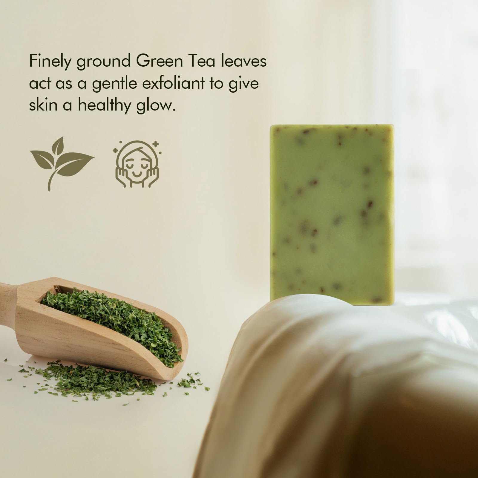 PALFICAB Green Tea Soap lather bubbles ready for everyday facial and body cleansing.
