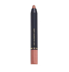 Pat McGrath Labs Dramatique Mega Lip Pencil Nude Oasis packaging highlights travel-friendly design.