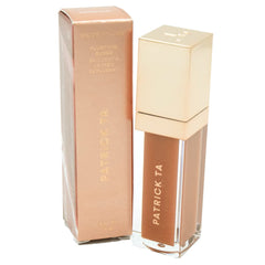 Patrick Ta Major Volume Lip Gloss application with tingling plump sensation