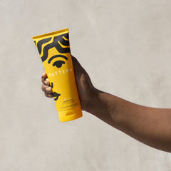 PATTERN Beauty Leave-In Conditioner detangles curls with minimal frizz