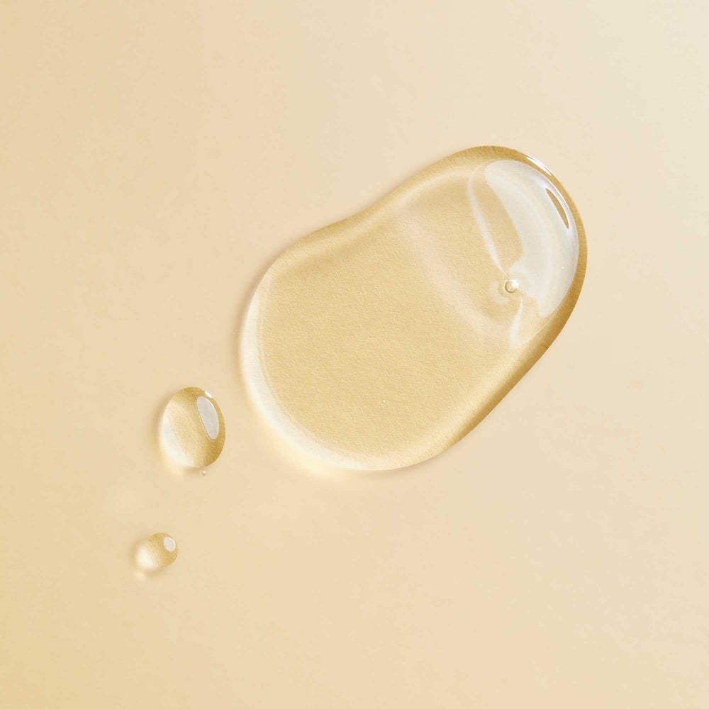PATTERN Jojoba Hair Serum texture swatch reveals light, non-greasy hydration.