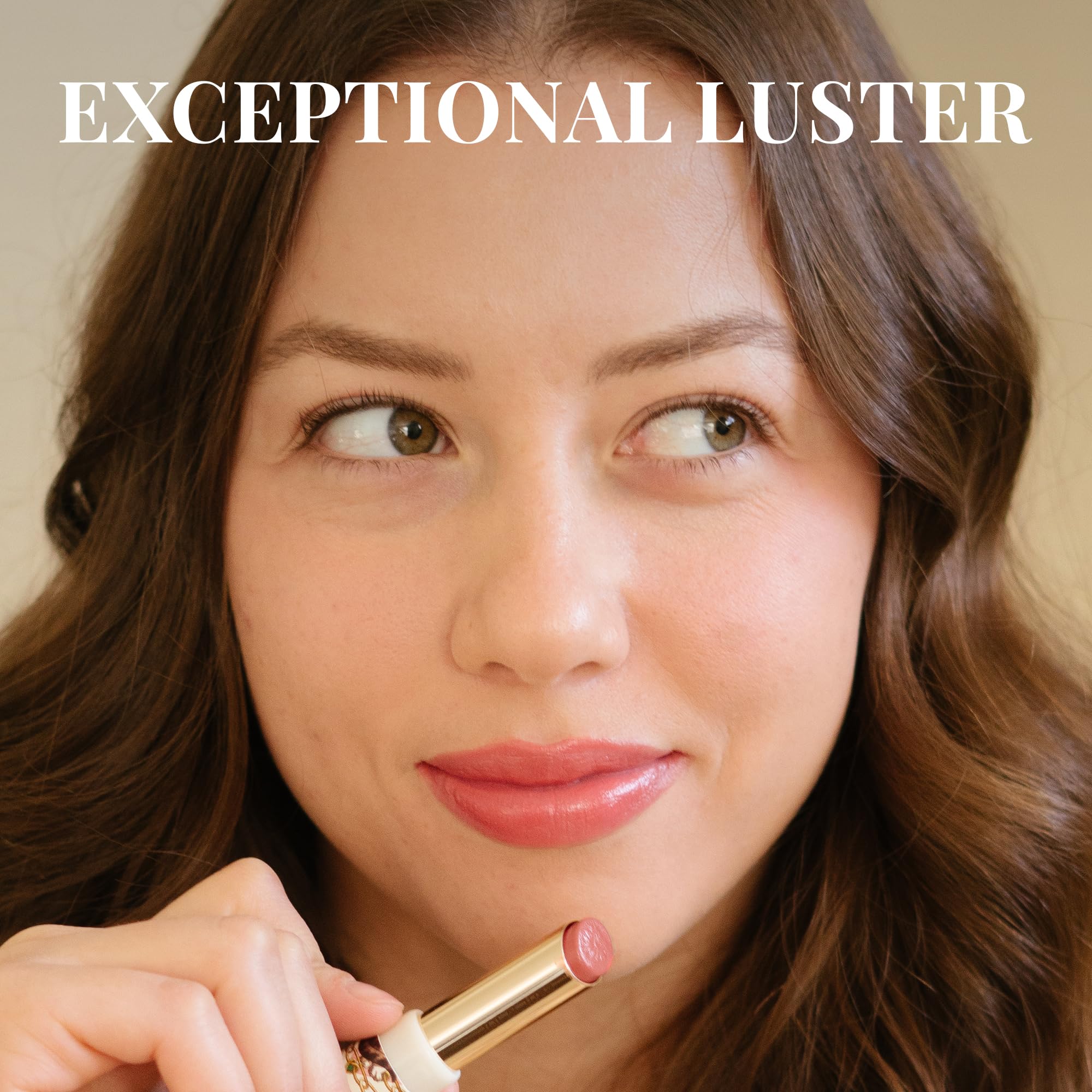 Vibrant color distribution with Glow Oil for smooth application