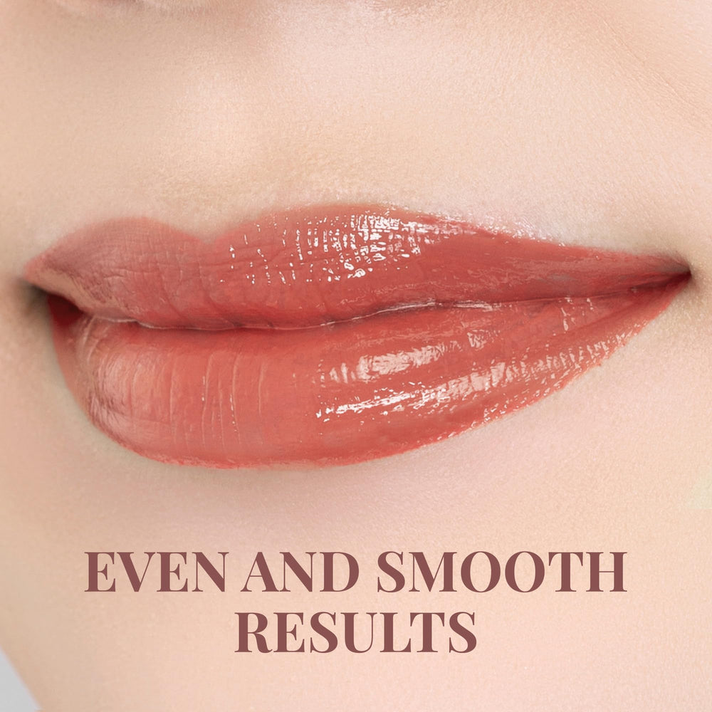 Paul & Joe moisturizing lipstick refill Glossy Finish for a luminous, crease-free look