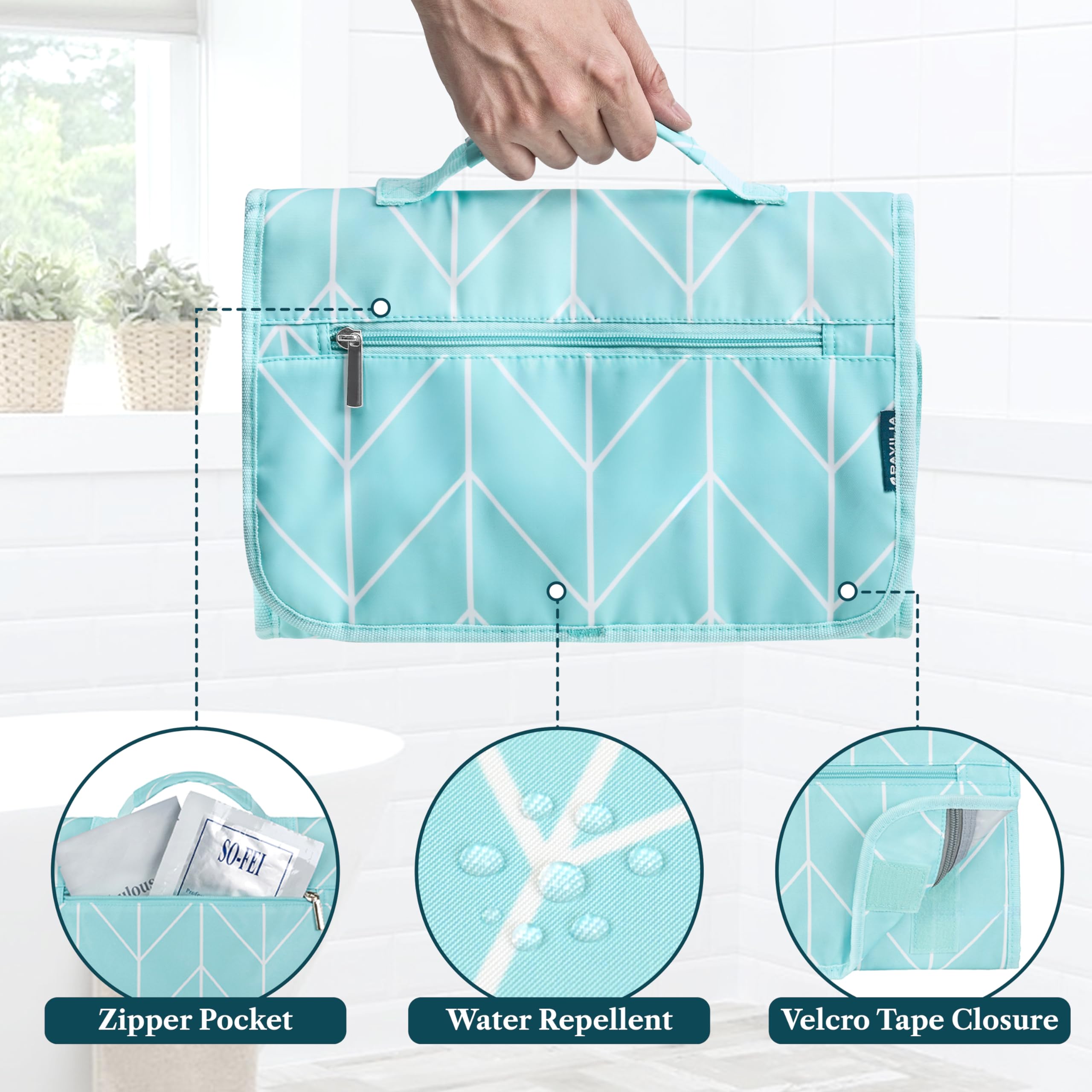 PAVILIA bag features elastic bands to secure brushes and tools.