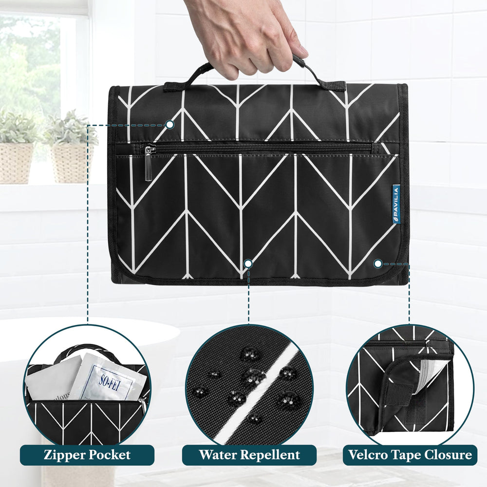 PAVILIA waterproof pockets protect damp items during travel.