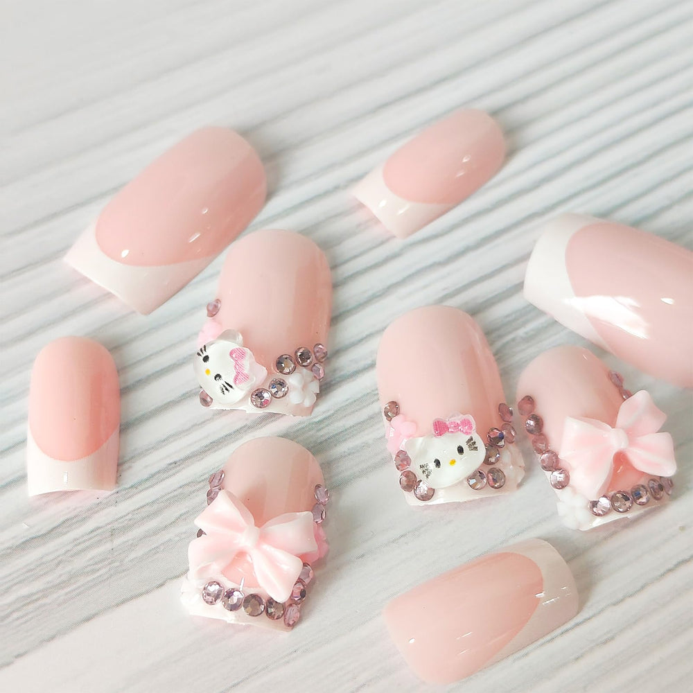 PDFADSK rhinestone-accented nails add chic sparkle to any outfit