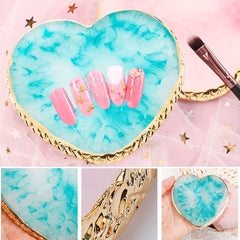 Pengxiaomei resin palette smooth surface easy cleaning after color experiments.
