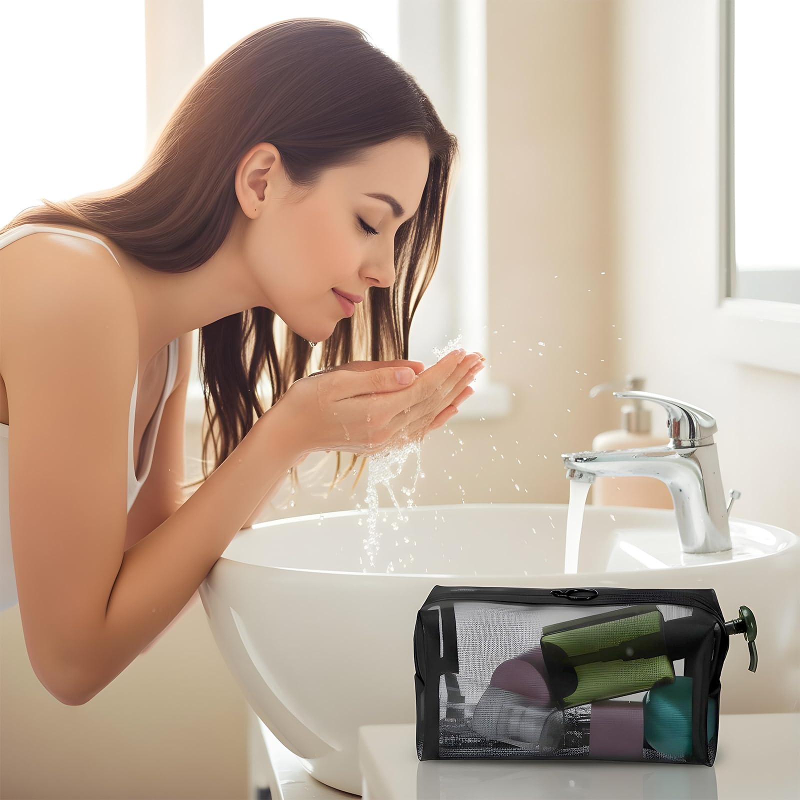 PercyEffie durable nylon construction withstands frequent use and washing