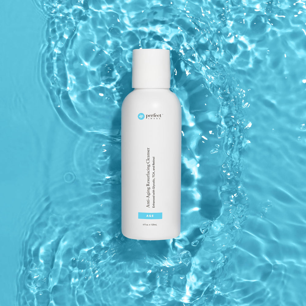 Perfect Image gel cleanser texture pouring, demonstrating gentle cleansing and surface impurity removal.