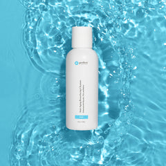 Perfect Image gel cleanser texture pouring, demonstrating gentle cleansing and surface impurity removal.