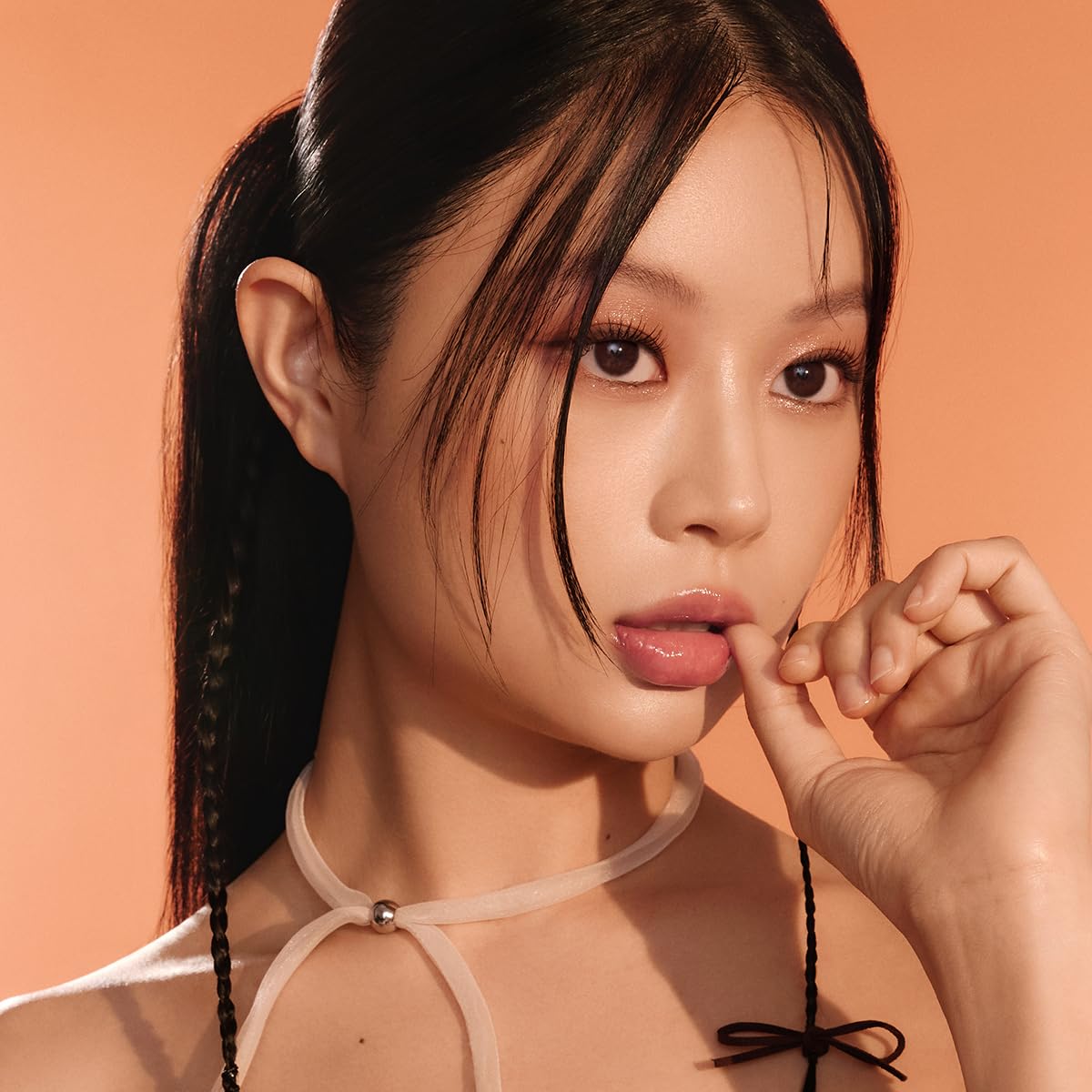Peripera Ink Mood Glowy Tint lip plumping look with subtle fullness