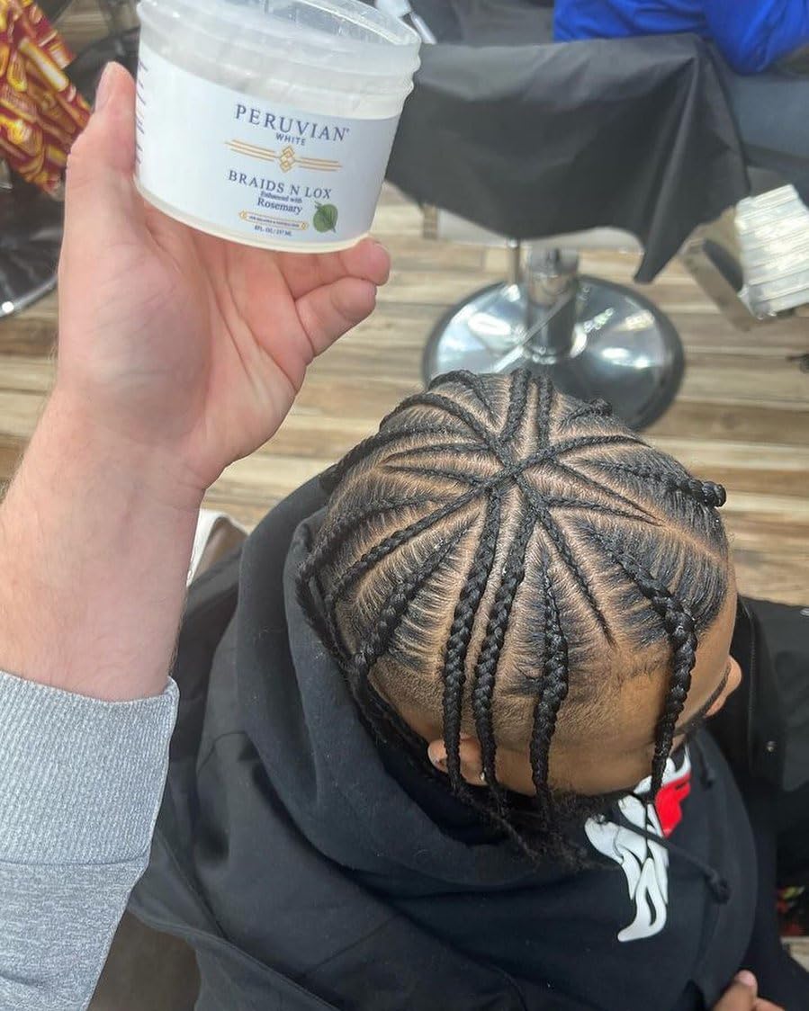 Peruvian White Braid gel provides anti-frizz action on styles.
