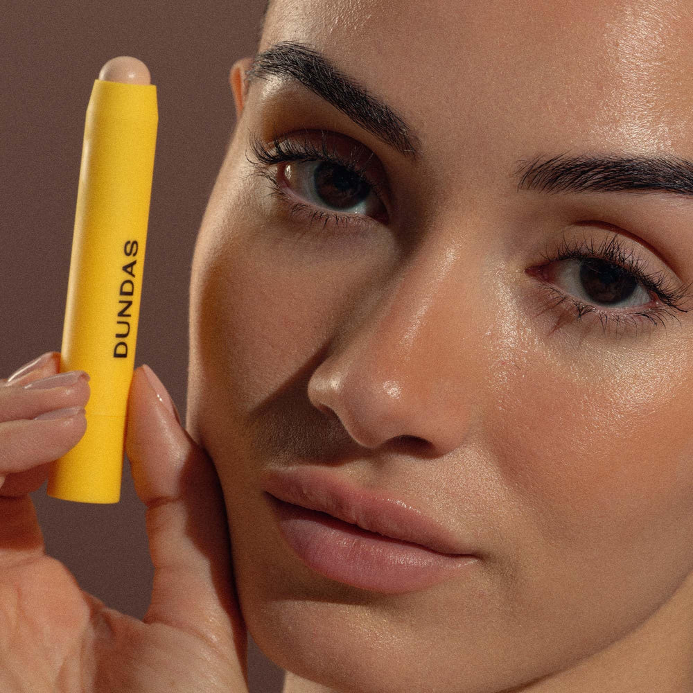 Peter Dundas Concealer formula feels lightweight and hydrating on skin