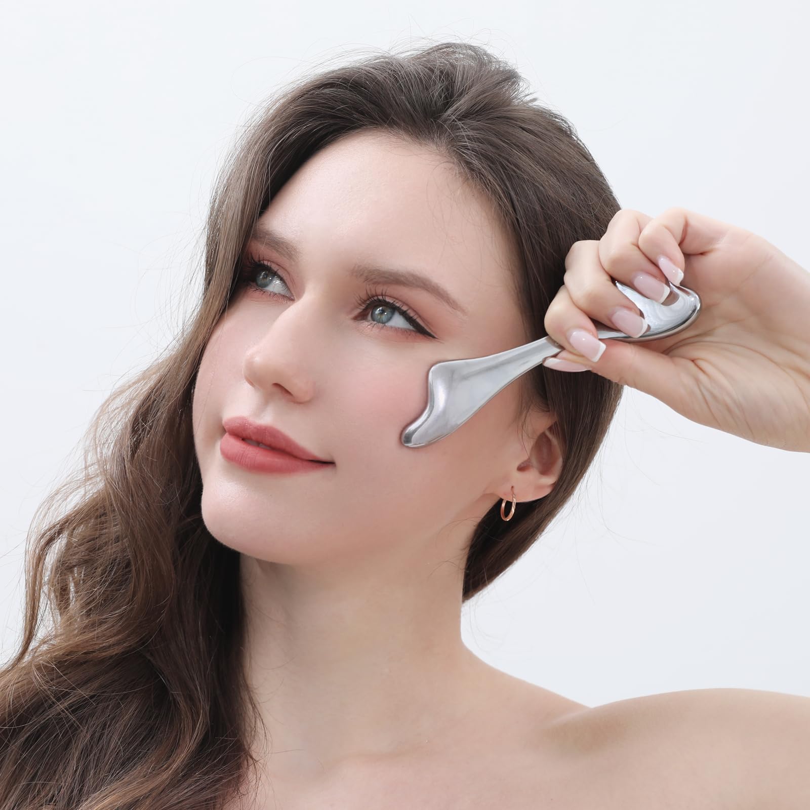 Pfefe 3in1 beauty tool combines gua sha and massage features.