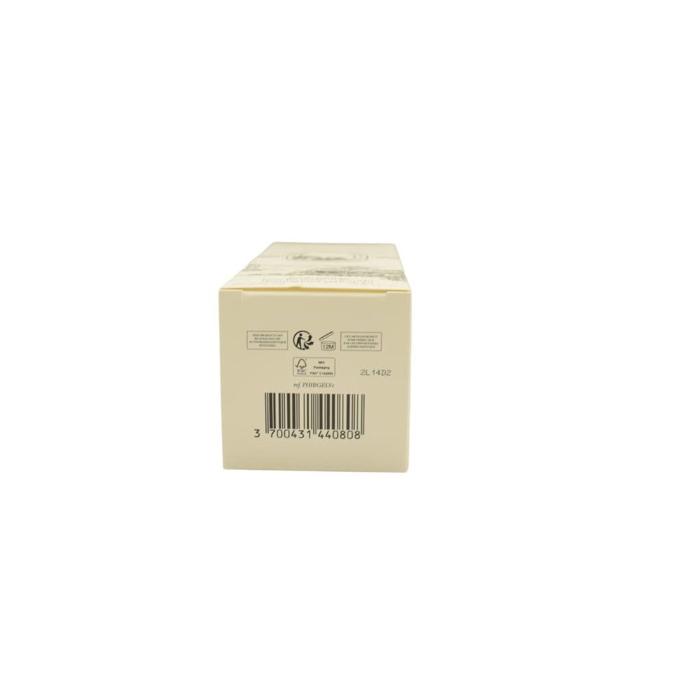 Philosykos silk lather demonstrates gentle cleansing with luxurious texture