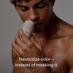 PHLUR Vanilla Skin arrowroot powder visual highlighting natural odor absorption.