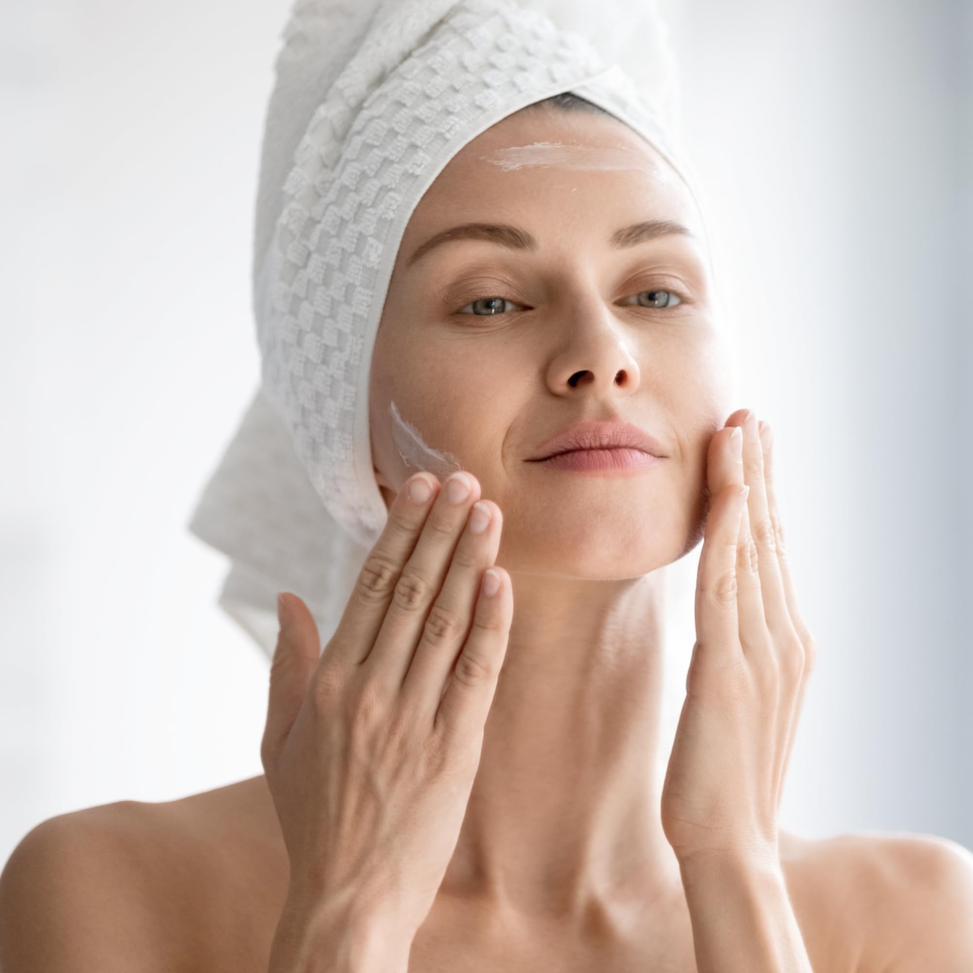 Photozyme DNA Youth Recovery Serum travel-size vibe, ideal for on-the-go skincare.