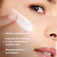 Phytomer Douceur Marine jar open highlights creamy, nourishing formula for dry skin.