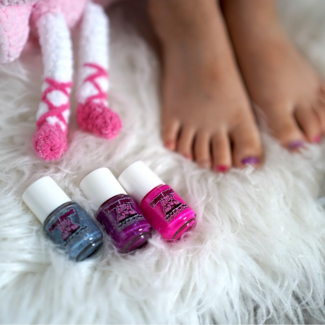 Piggy Paint Mini bottles 0.25 oz for quick, mess-free application.