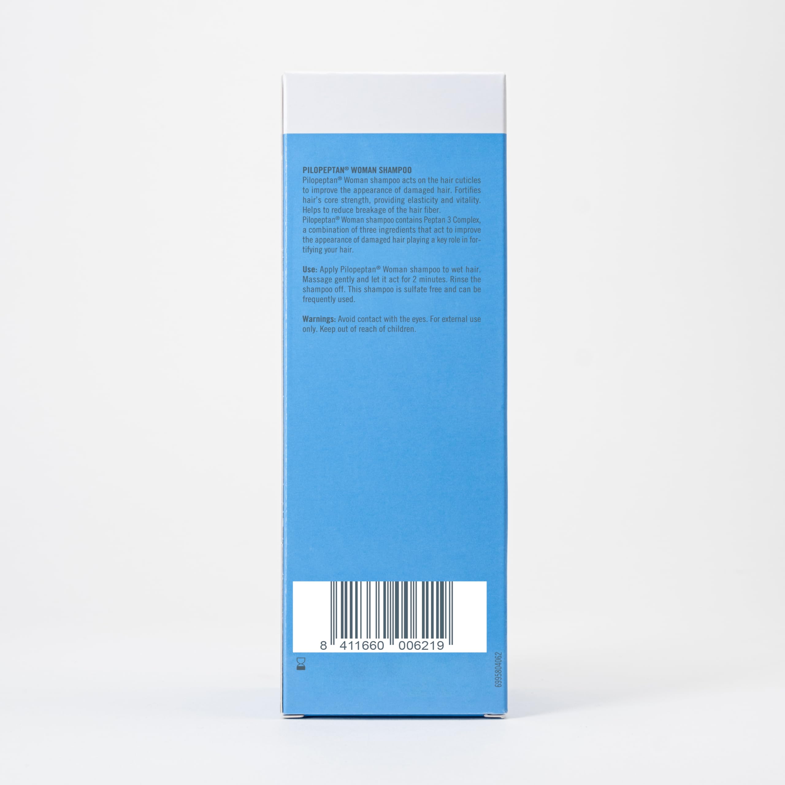 Pilopeptan Woman Shampoo sudsy lather showing gentle cleansing and care.