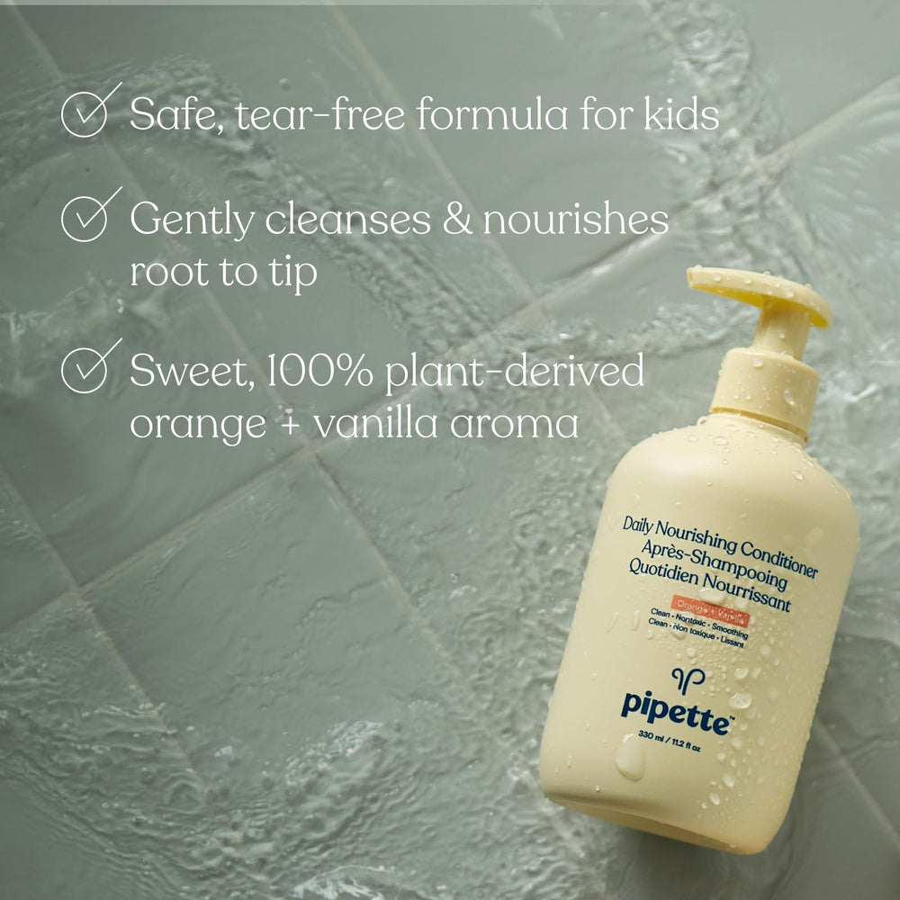 Pipette kid bath-time tear-free scene highlighting comfortable routine