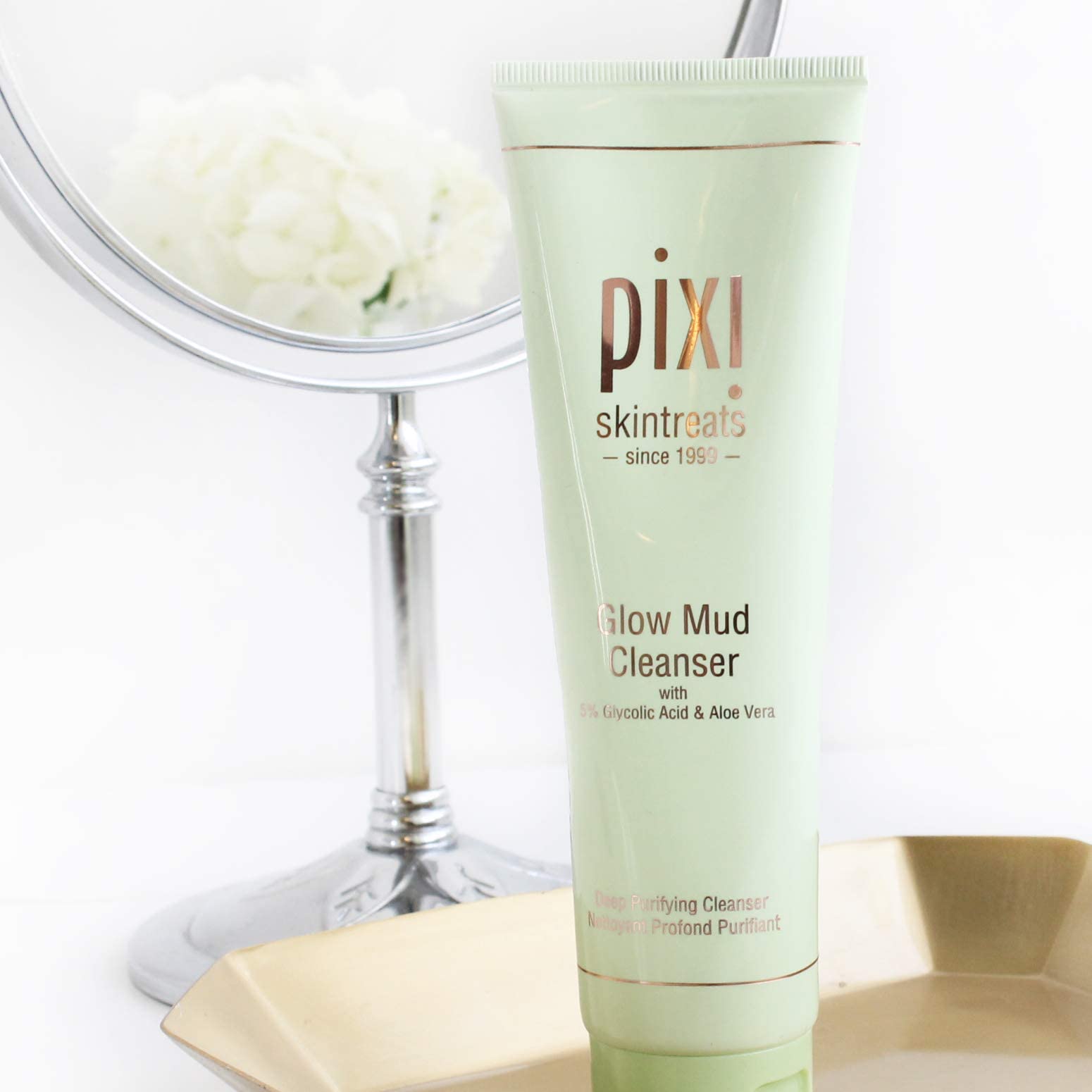 Pixi Glow Mud Cleanser after use leaves skin clean and refreshed