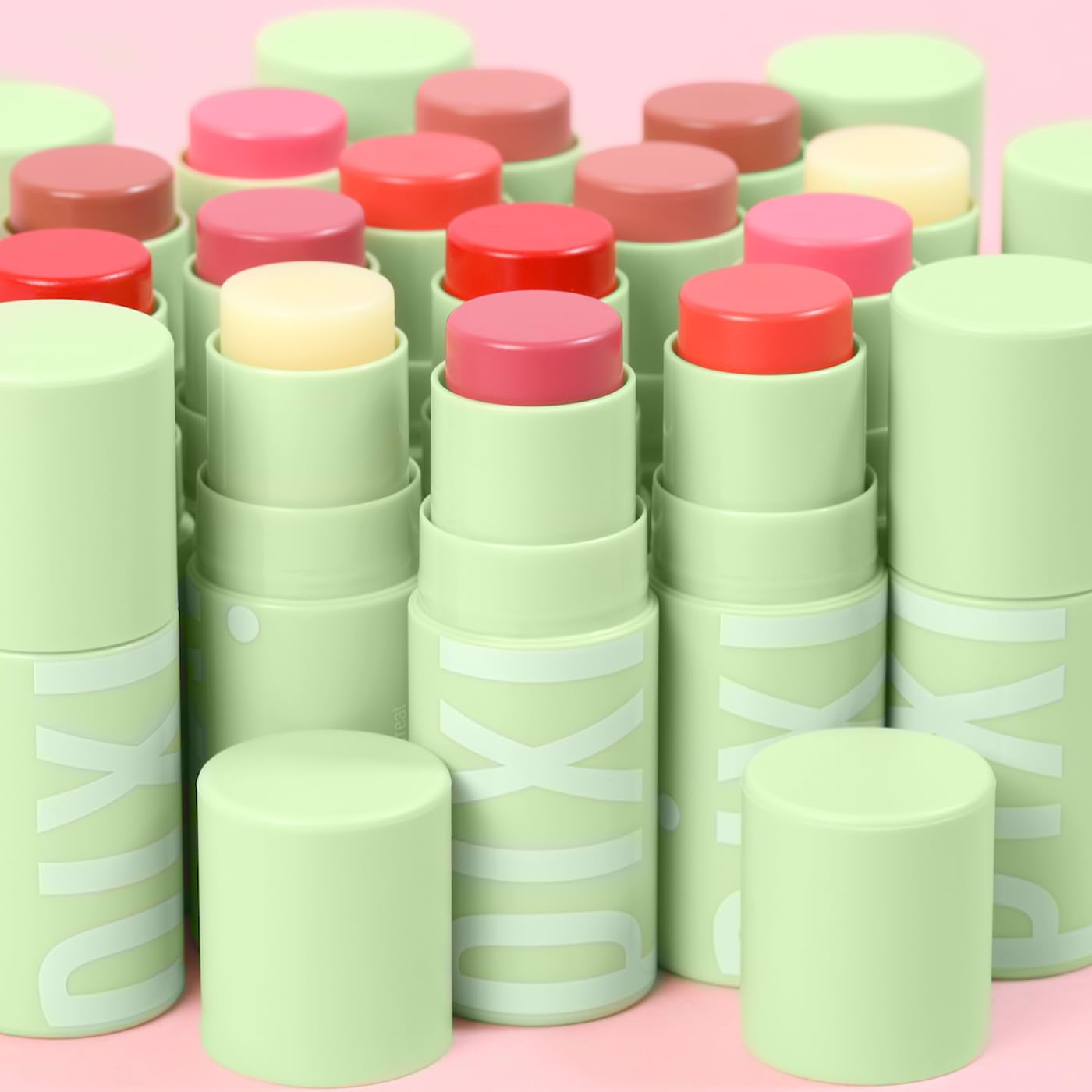 Pixi Hydra LipTreat Rosette cap detail showcases travel-friendly design.