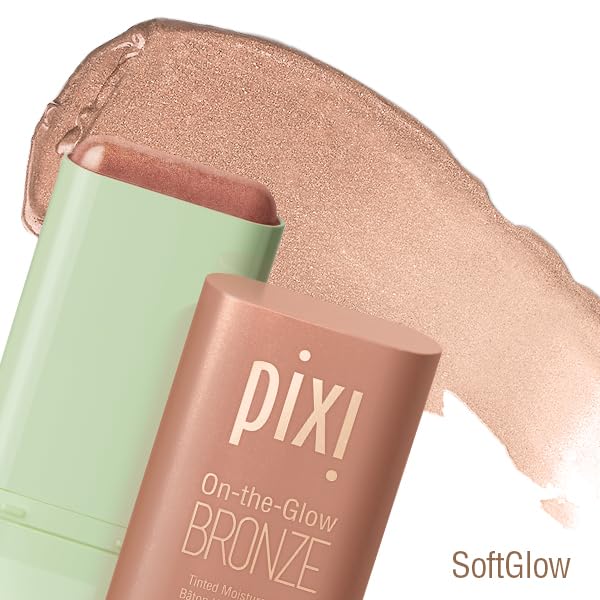 IcePearl highlighter swatch reveals luminous cool-tone glow
