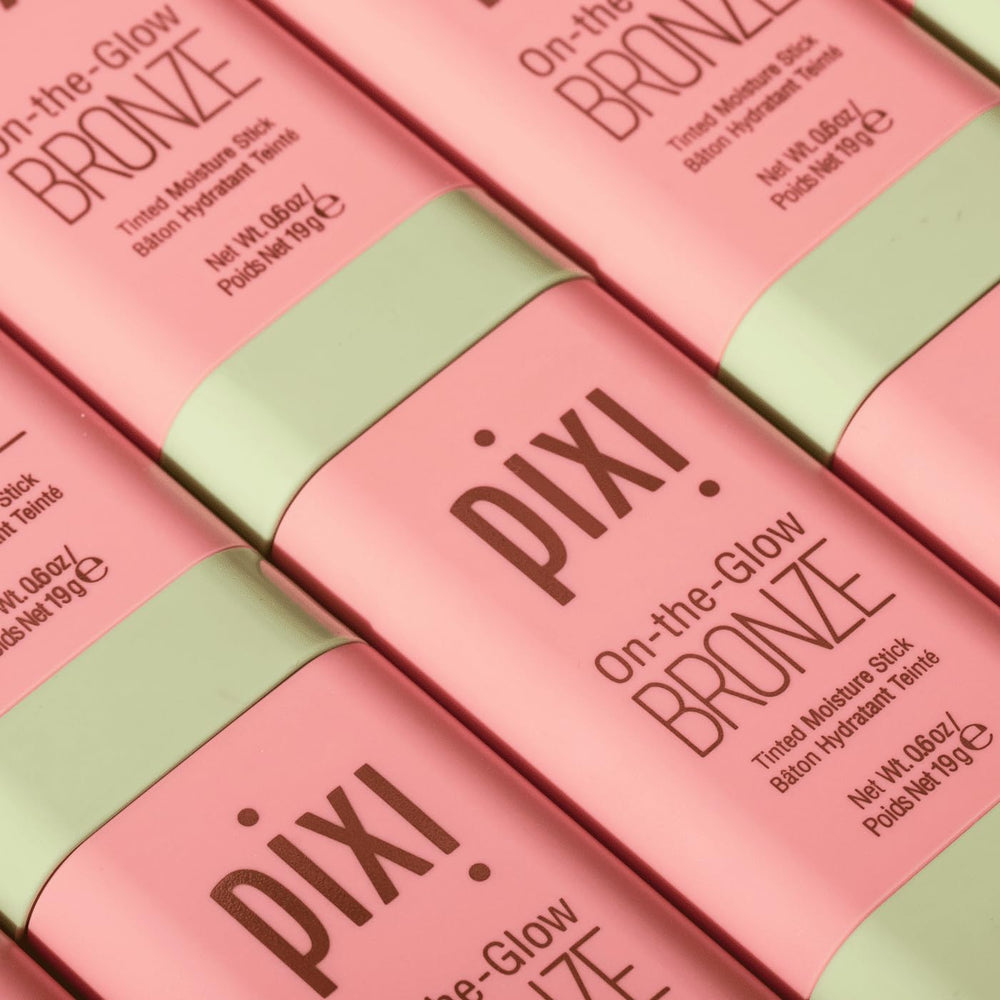 Pixi On-the-Glow Bronze WarmGlow with ginseng for revitalized appearance