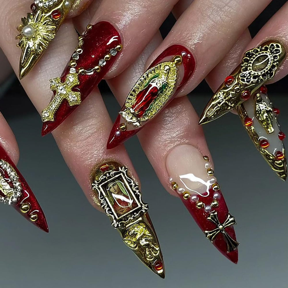 Pizadix gold rose charm creates romantic nail accents