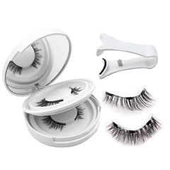 PKsiauya Ginani magnetic lashes compact pack showing lightweight design for all-day wear.