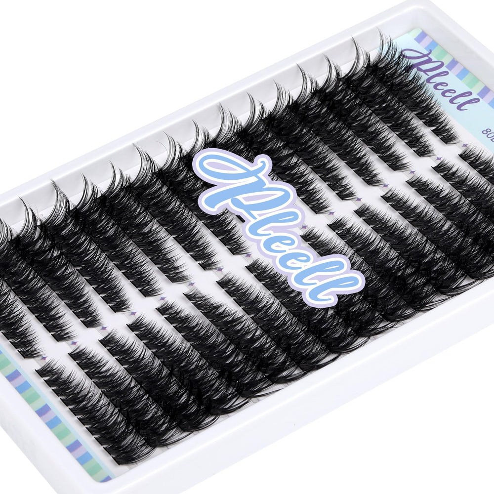 Pleell Lash Clusters Gift-ready packaging ideal for holidays or gifting.