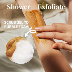 PLU Berry Mix exfoliation particles close-up illustrate ultra-fine walnut shells for gentle buffing.