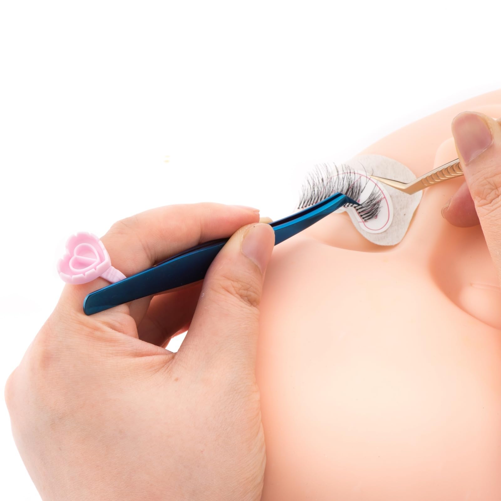 POCMKO 300-piece disposable lash rings offer long-lasting value