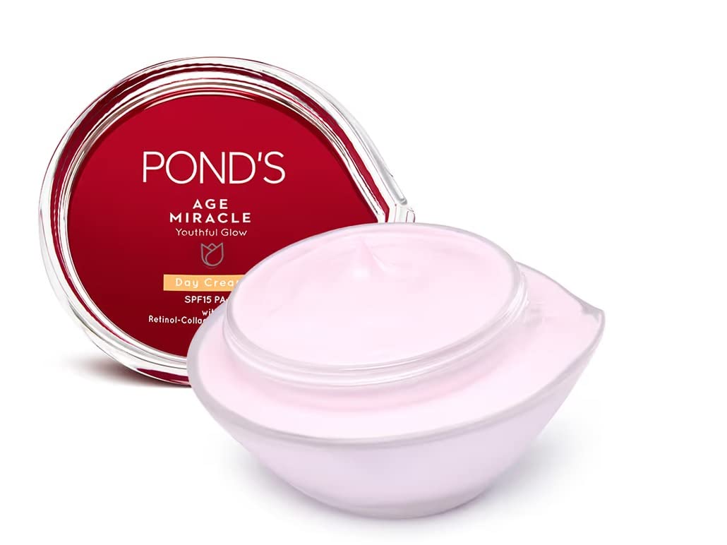 POND'S Age Miracle Day Cream SPF 15 tube ready for daily hydration and protection