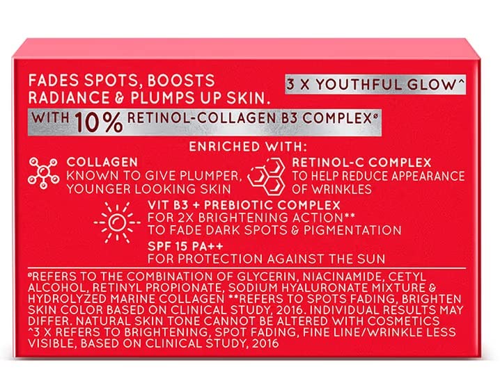 POND'S Age Miracle Day Cream texture close-up reveals creamy, non-greasy feel