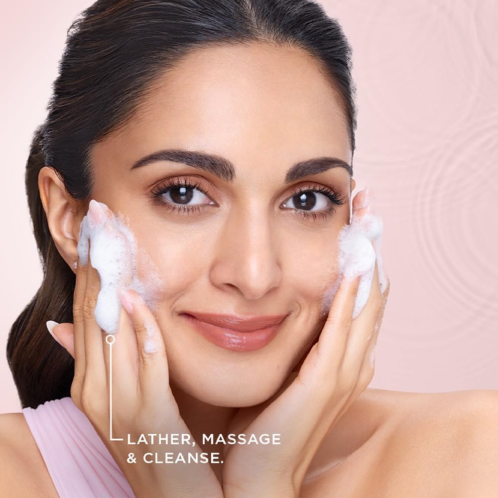 Pond's Bright Beauty Face Wash tube packaging shown for easy daily use