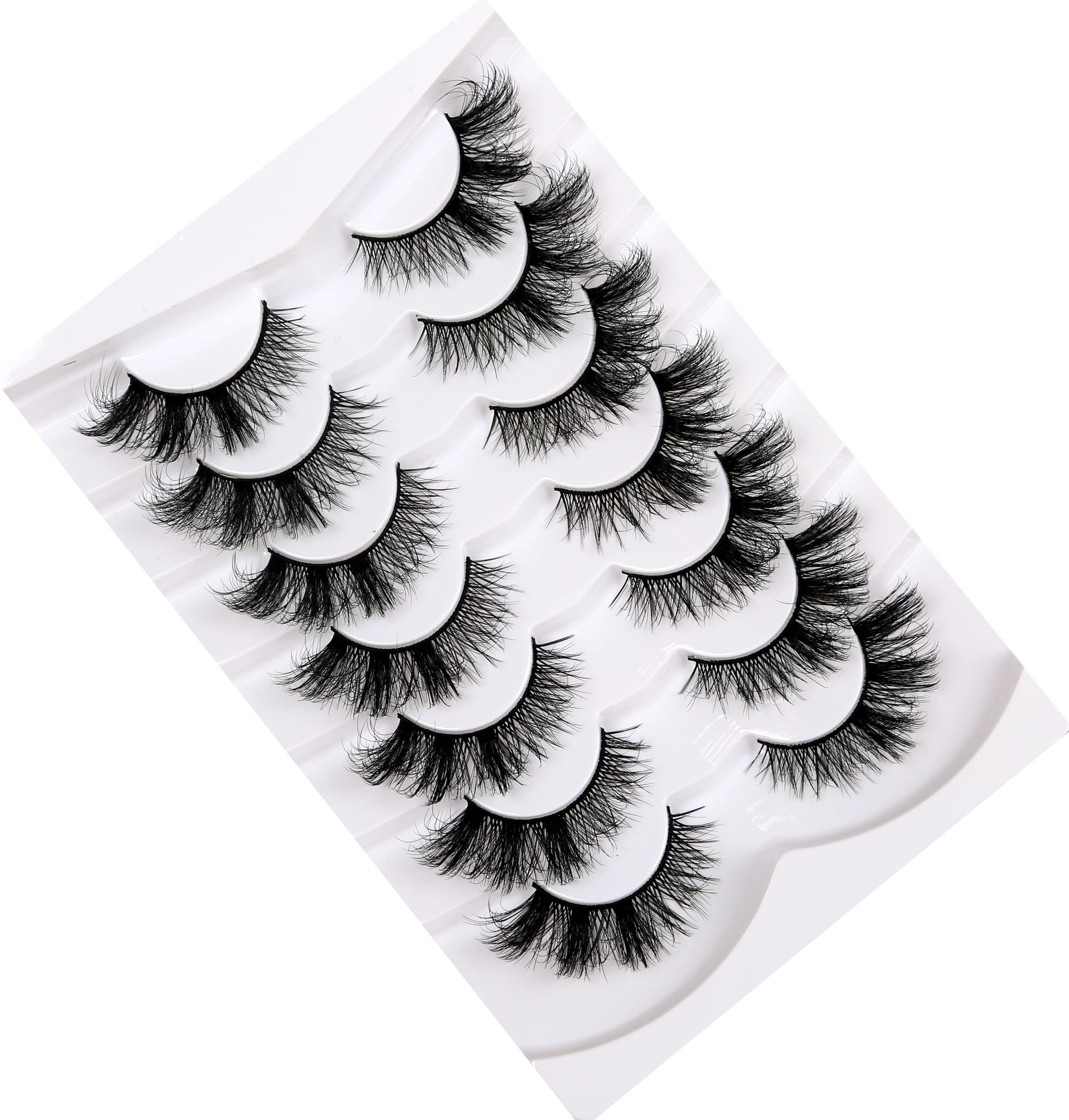 Pooplunch 8D Cat Eye Lashes crisscross fibers for voluminous look