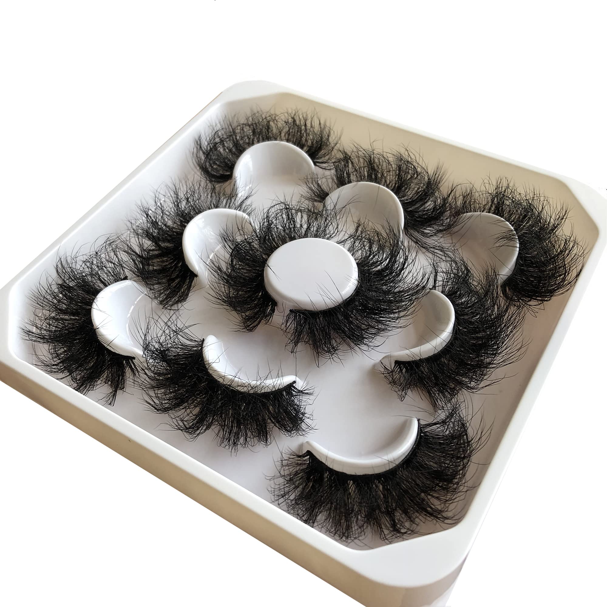 Pooplunch dramatic messy crossed lashes closeup, bold eye definition.