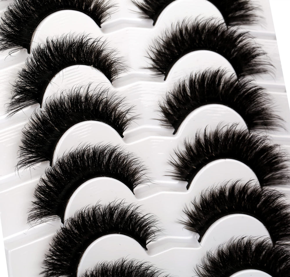 Pooplunch easy-apply lashes with flexible band for quick glam