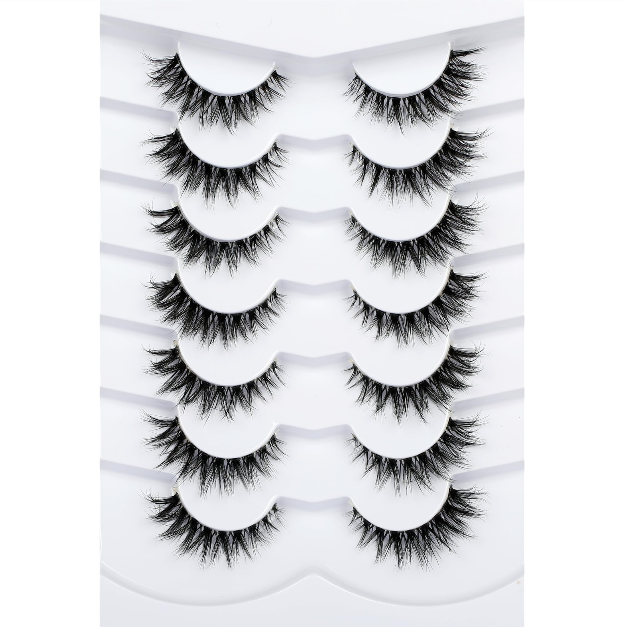 Pooplunch false eyelashes with invisible band for a natural cat-eye look.