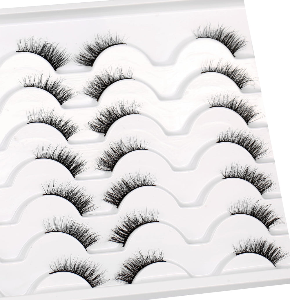 Pooplunch half lashes offer versatile daily looks with reliable wear.
