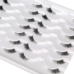 Pooplunch hand-made lashes feel soft and lightweight on the lash line.